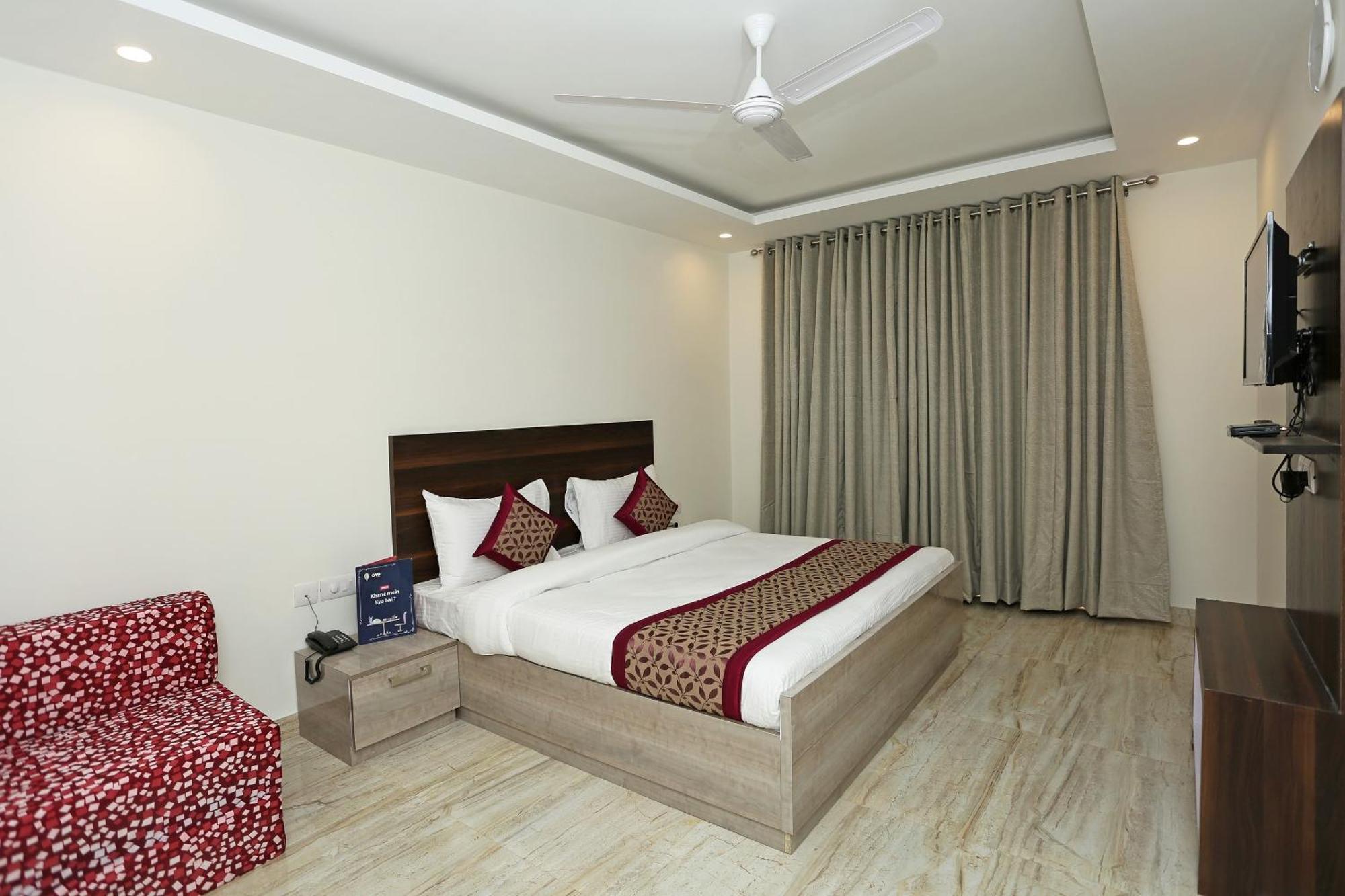 Hotel O Lakshya Nuova Delhi Esterno foto