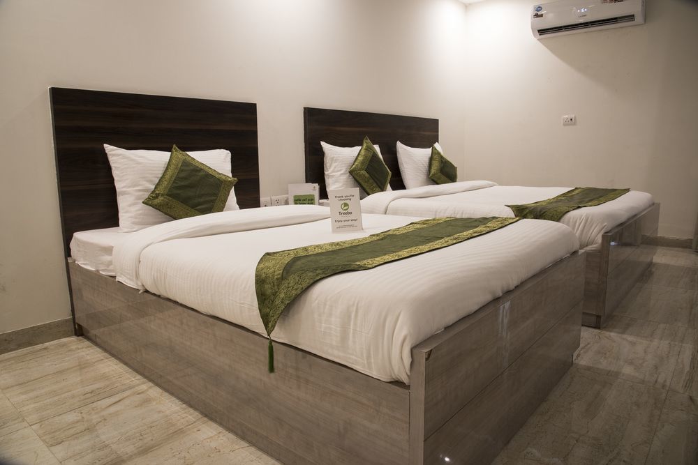 Hotel O Lakshya Nuova Delhi Esterno foto
