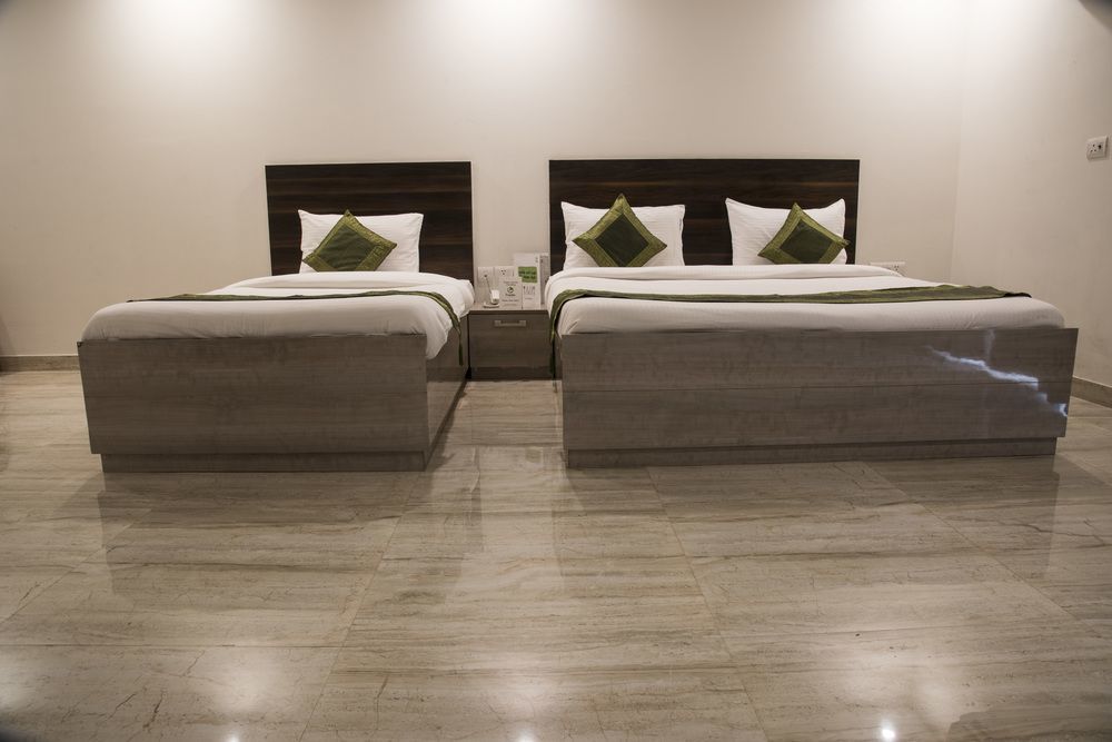 Hotel O Lakshya Nuova Delhi Esterno foto