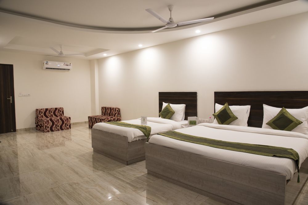 Hotel O Lakshya Nuova Delhi Esterno foto